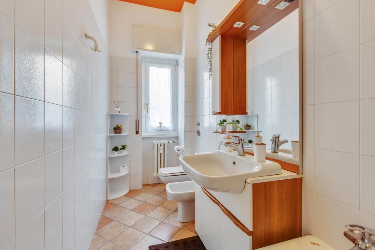 Darsena & Navigli Cosy Flat Apartment Milan
